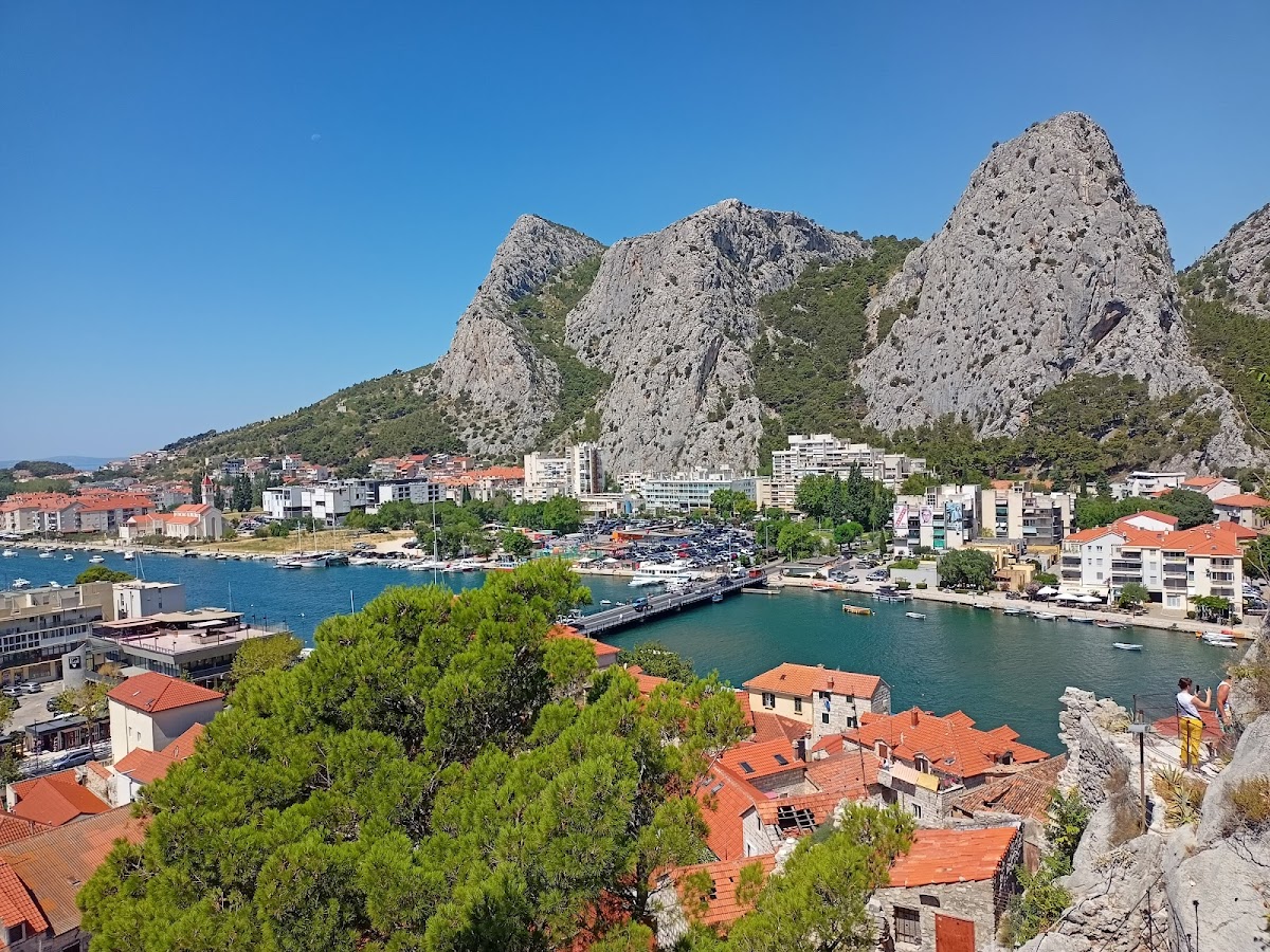 Fotografija lokacije Grad Omiš (Grad).